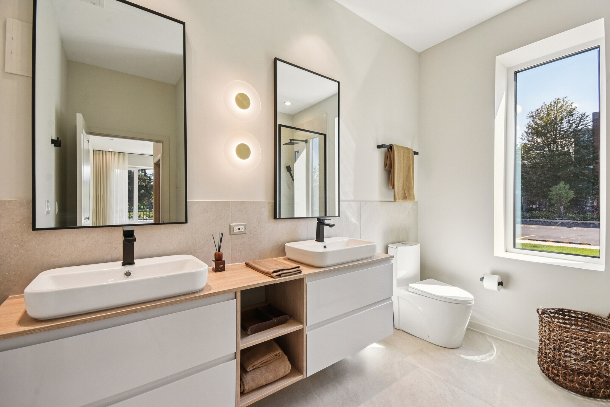 Bath with dual vanity